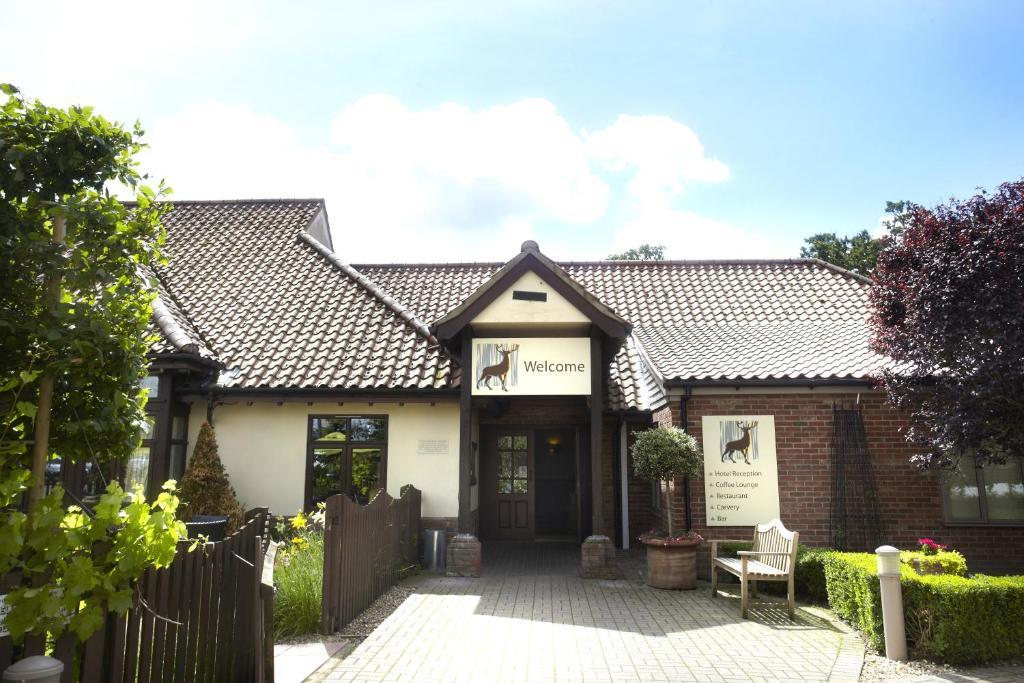 Breckland Lodge Аттлборо Екстер'єр фото